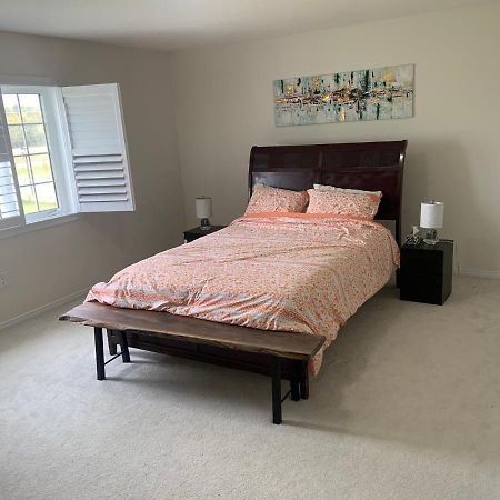 Niagara- Beautiful Cozy Sunfilled Big Complete House Minutes Drive From Falls Thorold Exterior foto